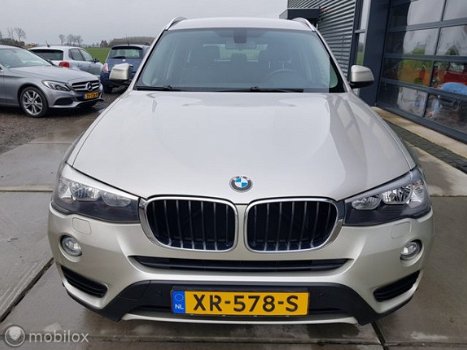 BMW X3 - sDrive18d High Exe, Leer | Stoelverw. | Navi | 19 LMV - 1