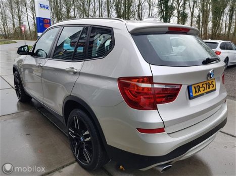 BMW X3 - sDrive18d High Exe, Leer | Stoelverw. | Navi | 19 LMV - 1