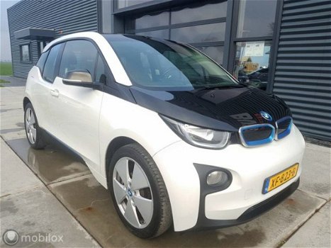 BMW i3 - Comfort Adv 125kw 4% bijtelling, Snellaadpakket - 1