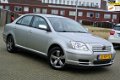 Toyota Avensis - 1.6 VVTi Linea Terra |AIRCO|TREKHAAK|ELEK.PAKKET|NAP|NW APK|5DRS|Nette staat - 1 - Thumbnail