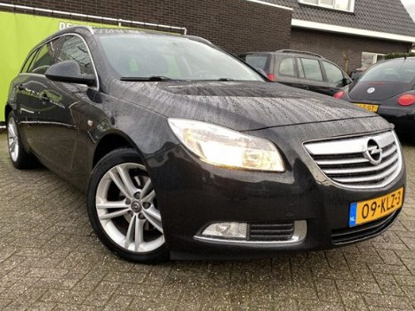 Opel Insignia Sports Tourer - 1.6 T Cosmo met NIEUWE APK - 1