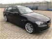 BMW 3-serie Touring - 320i Business Line Navigatie, Leerbekleding, Cruise controle, Airco auto - 1 - Thumbnail