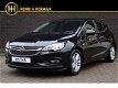 Opel Astra - 1.6 CDTI Business+ (NU met € 7.189, - KORTING/ NAVI/NIEUW) - 1 - Thumbnail