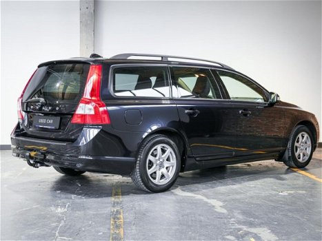 Volvo V70 - 2.5T Automaat Classic Edition - 1
