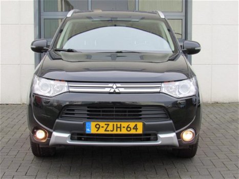 Mitsubishi Outlander - 2.0 PHEV Instyle X-Line Automaat *Leder *Navigatiesysteem *Trekhaak - 1