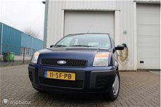 Ford Fusion - 1.4 TDCi Trend * LAGE KM STAND*AIRCO*TREKHAAK