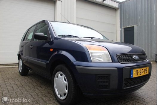 Ford Fusion - 1.4 TDCi Trend * LAGE KM STAND*AIRCO*TREKHAAK - 1