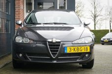 Alfa Romeo 147 - 1.9 JTD Impression | LEDER | NAVI | PDC | DEALERONDERHOUDEN