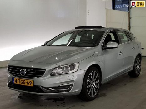 Volvo V60 - 2.4 D6 AWD Plug-In Hybrid Summum - 1