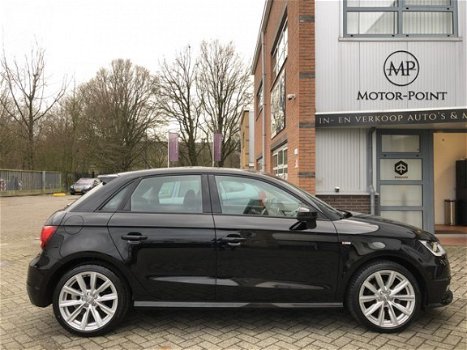 Audi A1 Sportback - 1.4 TDI S Line AUT/ Keyless/Navi - 1