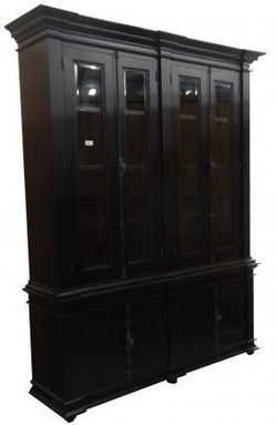 Aanbieding zwarte 240cm hoge kast met espagnoletsluiting gratis bezorgd