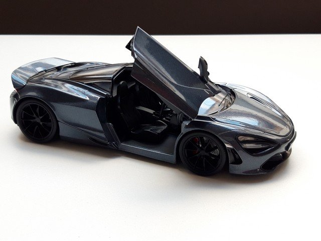McLaren 720S – Hobbs and Shaw – Fast and Furious – Jada Toys modelauto 1:24 - Afbeelding 6