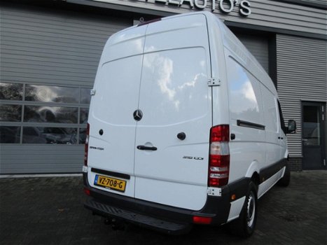 Mercedes-Benz Sprinter - 316cdi L2 H2 met airco , cruisecontrol , 3 zits , trekhaak - 1