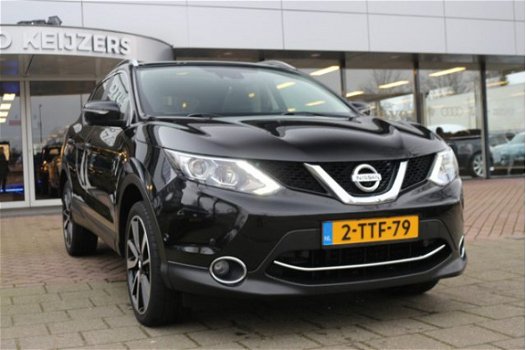 Nissan Qashqai - 1.6 dCi Tekna Leder , Navigatie Cruise Control en Panoramadak Zondag a.s. open - 1