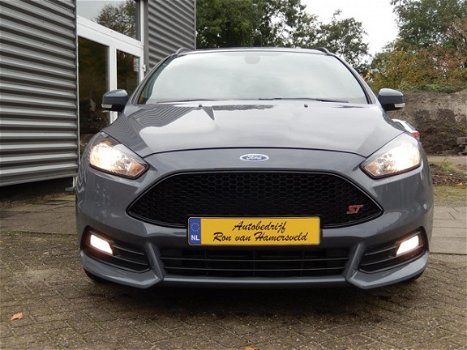 Ford Focus Wagon - 2.0 ST *250PK*1e EIGENAAR*NAVI - 1