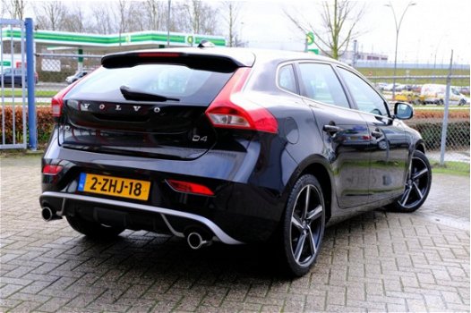 Volvo V40 - 2.0 D4 R-Design 190pk Navi/Clima/Leder-alcant./LMV - 1