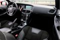 Volvo V40 - 2.0 D2 R-Design Business Navi/Xenon/Leder-alcan./LMV/Enz - 1 - Thumbnail