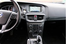 Volvo V40 - 1.6 D2 Momentum Business Navi/Clima/LMV/PDC