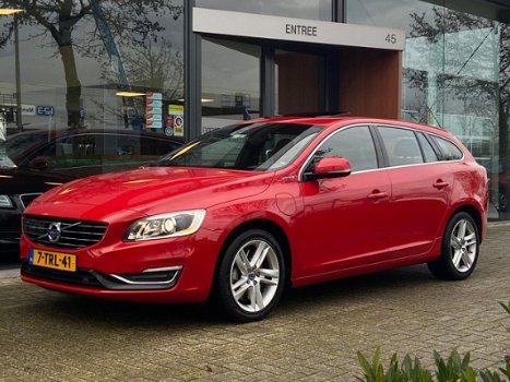 Volvo V60 - 2.4 D6 AWD Plug-In Hybrid Summum Schuifdak Adaptive Cruise Camera ex. BTW - 1