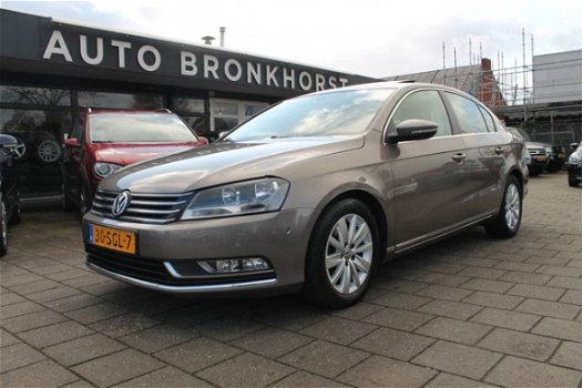 Volkswagen Passat - 2.0 TSI DSG AUTOMAAT, LEDER, SCHUIFDAK, NAVI - 1