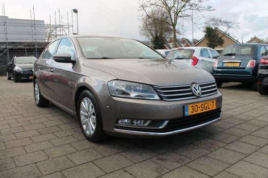 Volkswagen Passat - 2.0 TSI DSG AUTOMAAT, LEDER, SCHUIFDAK, NAVI - 1