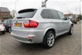 BMW X5 - X REIHE 3.0D X-DRIVE AUTOMAAT *GRIJS KENTEKEN - 1 - Thumbnail