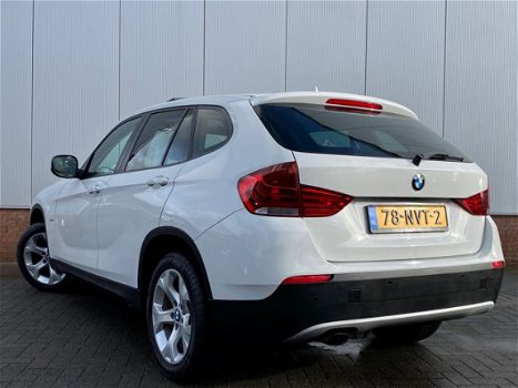 BMW X1 - sDrive18i Exe | Aut | Panoramadak | Xenon - 1