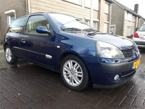 Renault Clio - 1.6-16V Initiale AUTOMAAT ALLE OPTIES INR MOG - 1