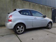 Hyundai Accent - 1.4i Dynamic airco, LMV