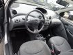 Toyota Yaris - 1.3-16V VVT-i Luna - 1 - Thumbnail