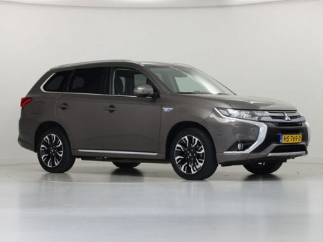 Mitsubishi Outlander - 2.0 PHEV Executive Edition - Excl. BTW - 1