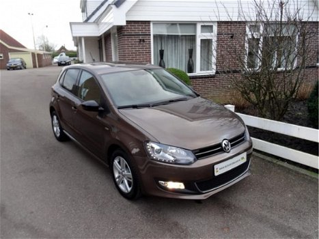 Volkswagen Polo - 1.2-12V 70PK 5-DEURS MATCH XENON/LED VERLICHTING CLIMATE CONTROLE PRIVACY GLAS LUX - 1