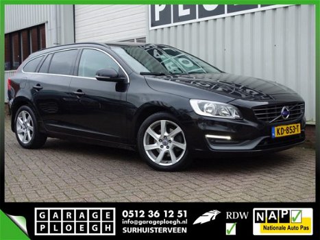 Volvo V60 - 2.0 D4 164pk Autom *Voll-onderh* Leer Navi Parksens Clima Momentum - 1