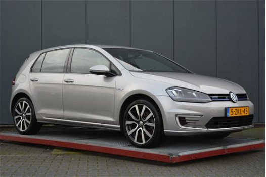 Volkswagen Golf - 1.4 TSI GTE - 1