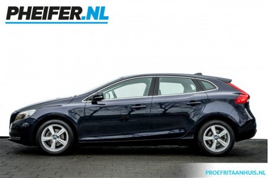 Volvo V40 - 2.0 D2 120pk Summum Full map navigatie/ Lederen int./ Trekhaak/ Stoelverwarming/ Camera - 1