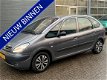 Citroën Xsara Picasso - 1.8i-16V Différence 2 - 1 - Thumbnail