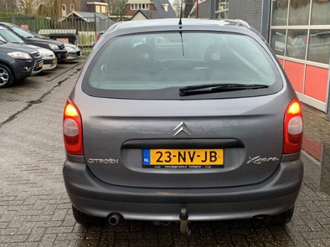 Citroën Xsara Picasso - 1.8i-16V Différence 2 - 1