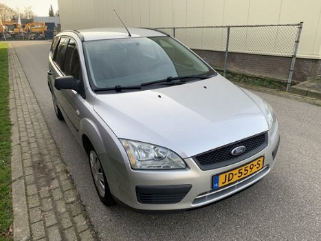 Ford Focus Wagon - 1.6 TDCI Trend AIRCO - 1