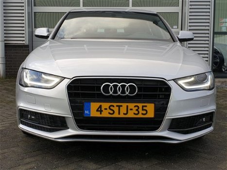 Audi A4 - 1.8 TFS Edition S-LINE* *NAVIGATIE* LM VELGEN - 1