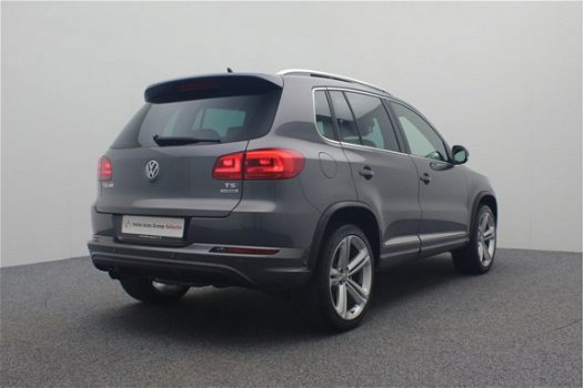 Volkswagen Tiguan - 1.4 TSI 122PK R-line Edition | R-Line interieur/exterieur | Navigatie | Panorama - 1