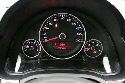 Volkswagen Up! - 1.0 60PK move up BlueMotion | Navigatie uitneembaar | Cruise control | Parkeersenso - 1