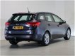 Kia Cee'd - 1.0 T-GDi 120 PK First Edition | Navigatie | Achteruitrijcamera | Trekhaak | Airco | - 1 - Thumbnail