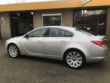 Opel Insignia - 2.0T 221PK Executive Navi Climate Control - 1