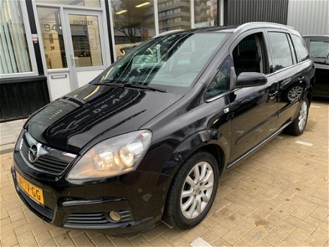 Opel Zafira - 1.8 Executive 7 persoons - 1