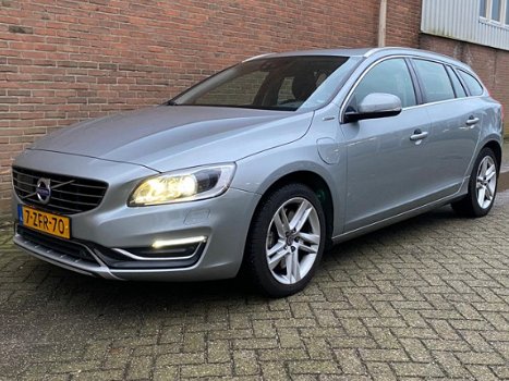 Volvo V60 - 2.4 D6 AWD Plug-In Hybrid Summum ADAPTIVE | CAMERA | PANO | EX BTW - 1