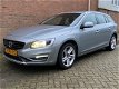 Volvo V60 - 2.4 D6 AWD Plug-In Hybrid Summum | PANO | ADAPTIVE | CAMERA - 1 - Thumbnail