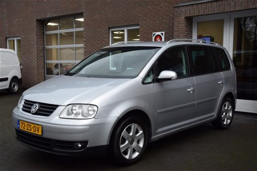 Volkswagen Touran - 2.0 16V FSI HIGHLINE - 1