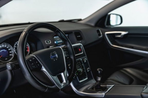 Volvo V60 - T3 Ocean Race, Business Pack Pro - Afbeelding 3