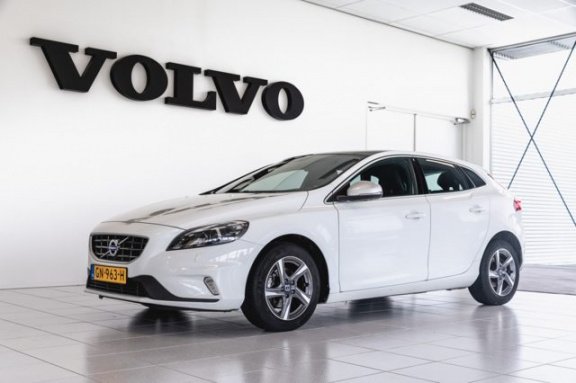 Volvo V40 - D2 R-Design, Business Pack, Plus en Luxury Line - Afbeelding 8