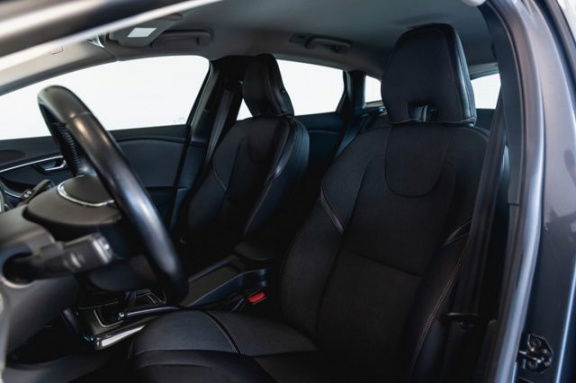 Volvo V40 Cross Country - V40 D2 Momentum, Intro Line - Afbeelding 5